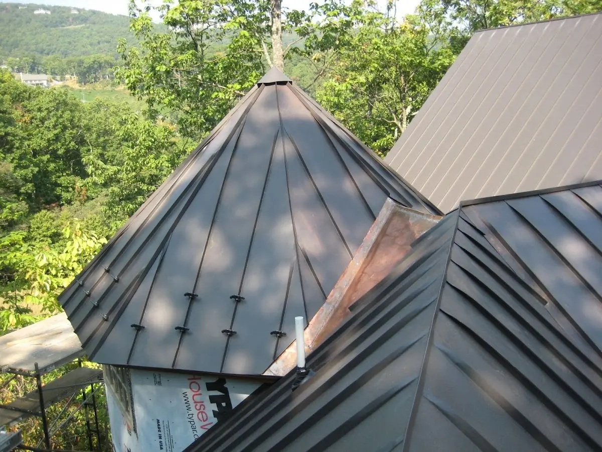 Professional Gutter Cleaning by Craftsman Roofing in Estrella Mountain Ranch